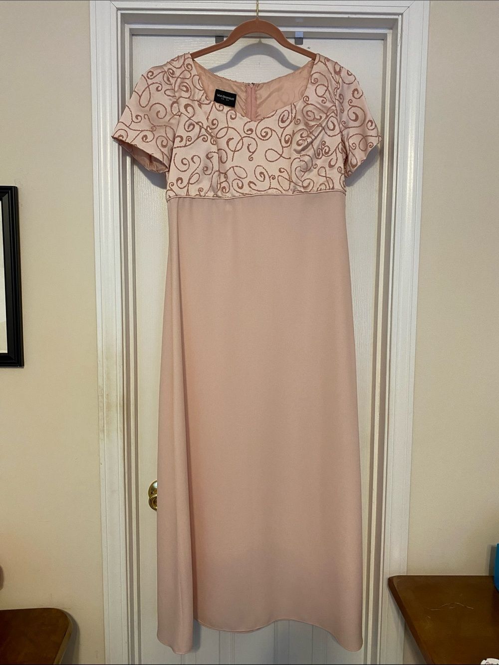 Women’s Embroidered Blush Pink Maxi Dress with Short Sleeves size 12